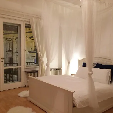 Charming Flat In Old Town With Amazing River Views Apartment Prag