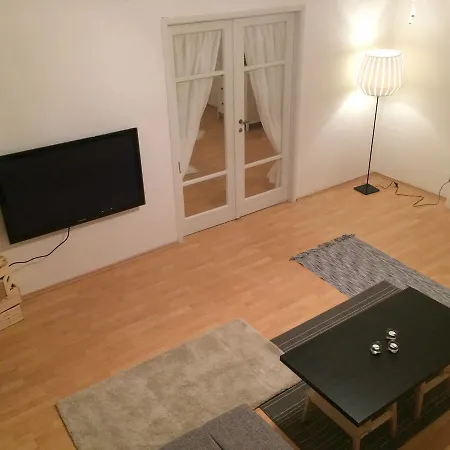 Charming Flat In Old Town With Amazing River Views Apartment *