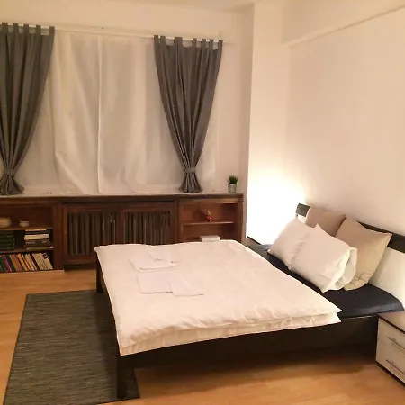 Charming Flat In Old Town With Amazing River Views Apartment
